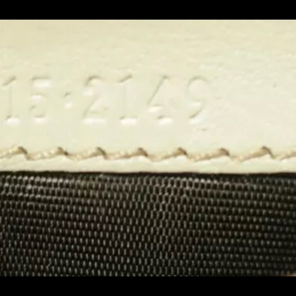 Gucci authentic made in Italy beige Long wallet GG line. - Picture 13 of 15